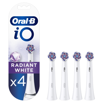 Kép Oral-B iO fogkefefej Radiant White 4 db